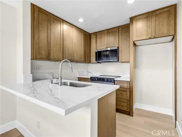 5530 Ackerfield Avenue  #210, Long Beach, CA 90805 - #2