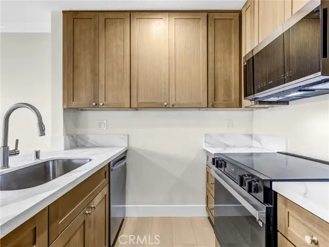 5530 Ackerfield Avenue  #210, Long Beach, CA 90805 - #3