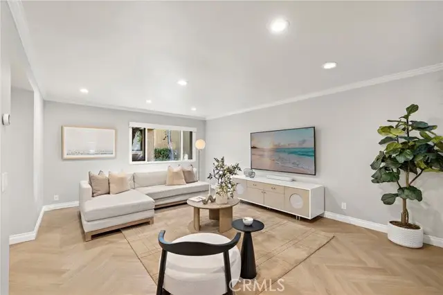 34 Starfish Court  #12, Newport Beach, CA 92663 - #2