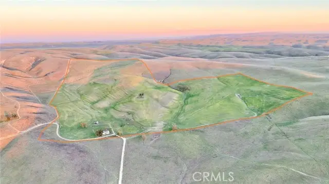 3780 Gillis Canyon Road, Shandon, CA 93461 - #2