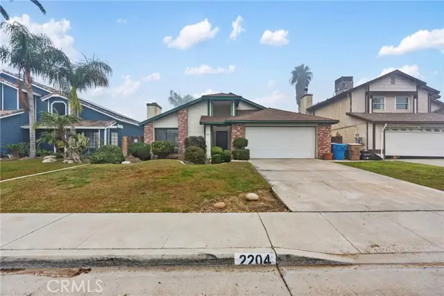 2204 Kelso Peak, Bakersfield, CA 93304 - #2