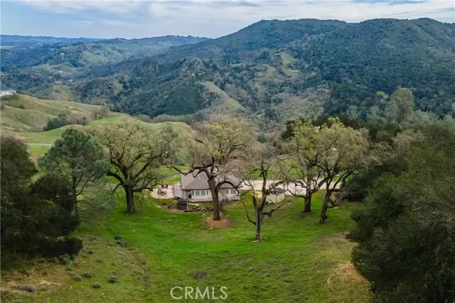 1115 Cypress Mountain Drive, Paso Robles, CA 93446 - #3