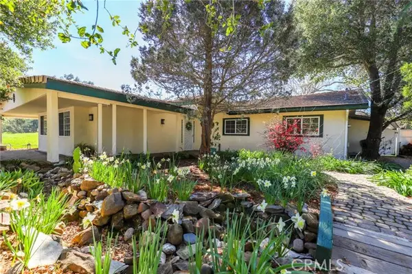 7990 San Gabriel Road, Atascadero, CA 93422