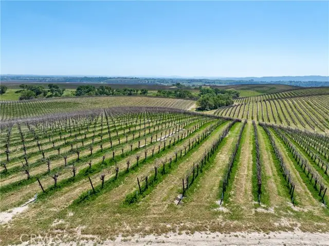 7310 Estrella Road, San Miguel, CA 93451 - #2