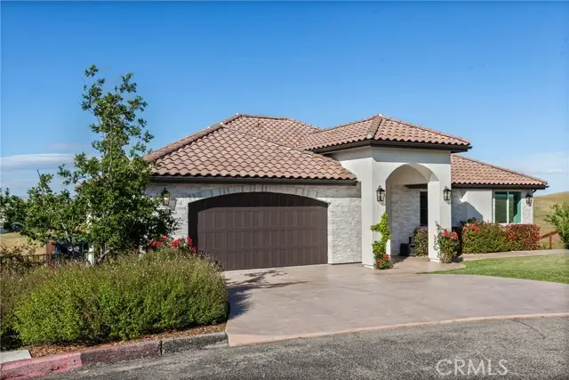 1232 Kapareil, Paso Robles, CA 93446 - #2