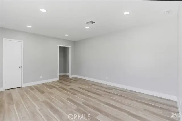3017 River Boulevard, Bakersfield, CA 93305 - #2