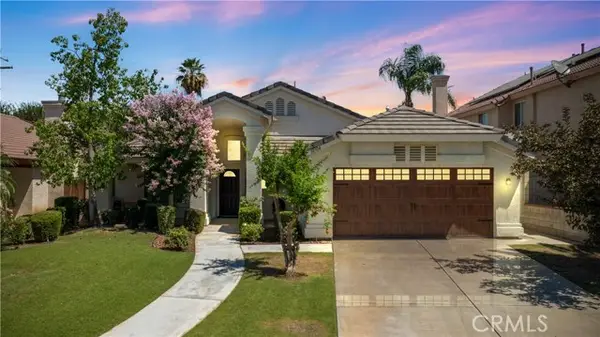 10304 Crandon Park Drive, Bakersfield, CA 93312
