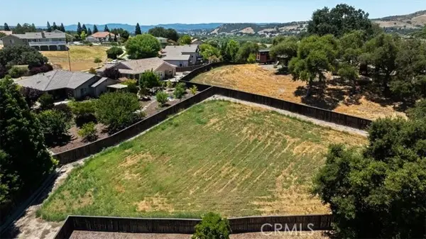 609 Navajo, Paso Robles, CA 93446