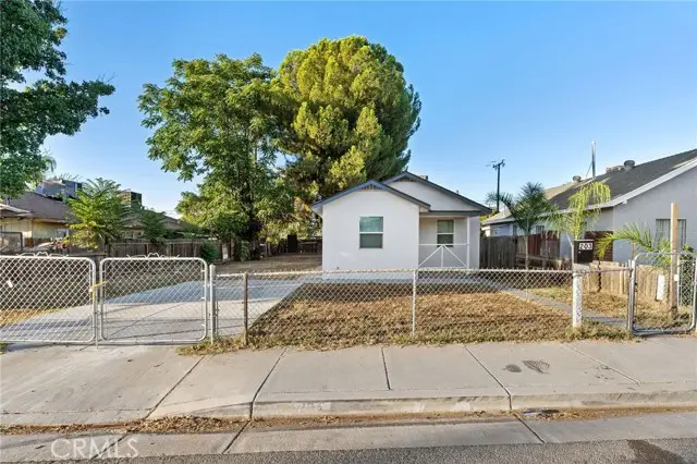 203 Belle, Bakersfield, CA 93308 - #1