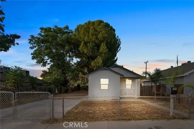 203 Belle, Bakersfield, CA 93308 - #2
