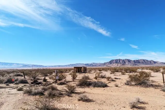 7 Northside Rd, Lucerne Valley, CA 92356 - #1