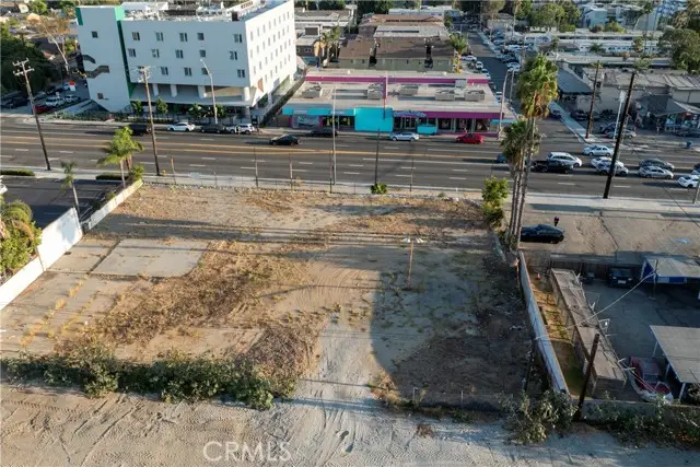 3527 Pacific Coast Hwy, Signal Hill, CA 90755 - #1