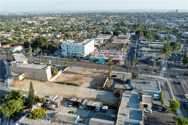 3527 Pacific Coast Hwy, Signal Hill, CA 90755 - #2