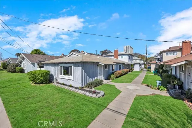 664 Center Street, Costa Mesa, CA 92627 - Image #1
