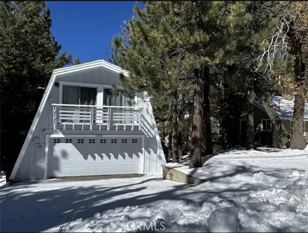 598 Dahlia Drive, Green Valley Lake, CA 92341