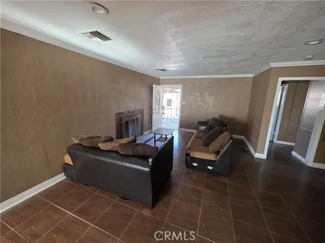 44108 Gadsden Avenue, Lancaster, CA 93534 - #2