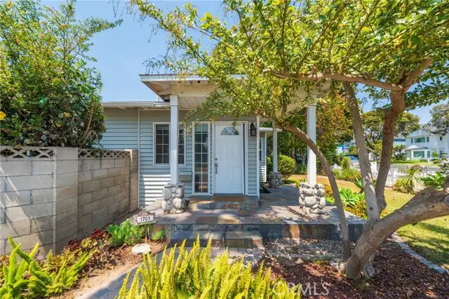 1701 Lake Street, Huntington Beach, CA 92648 - #3