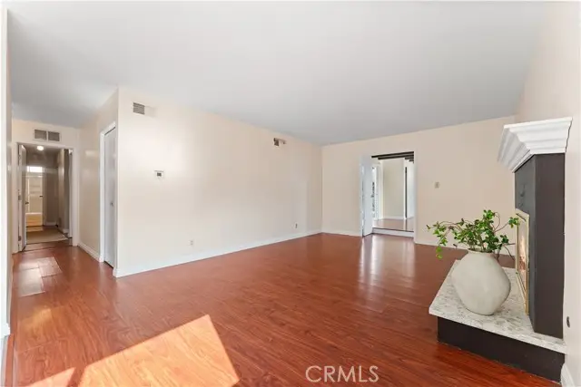 16582 Lucia Lane, Huntington Beach, CA 92647 - Image #2