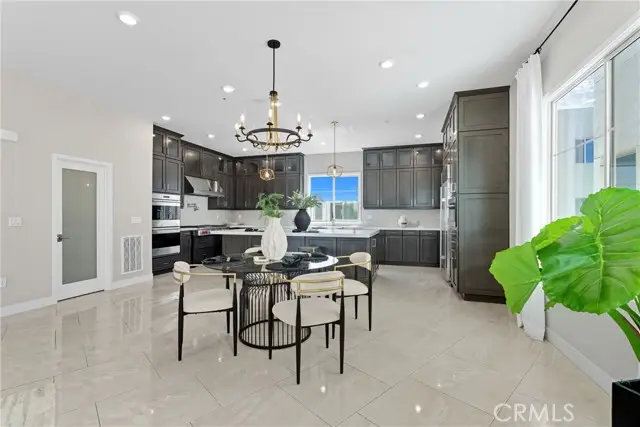 186 Stellar, Irvine, CA 92618 - Image #2