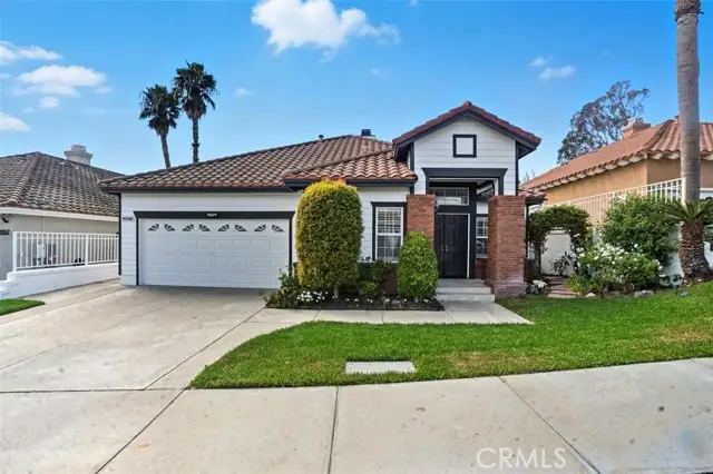 2071 Crescent, Signal Hill, CA 90755 - Image #1