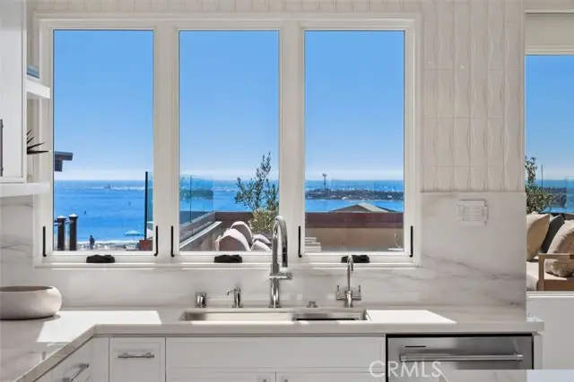 3130 Breakers, Corona Del Mar, CA 92625 - Image #3