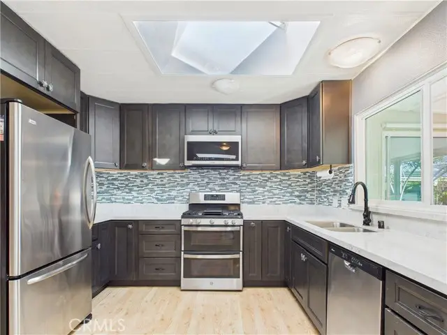 20701 Beach Boulevard  #285, Huntington Beach, CA 92648 - Image #2