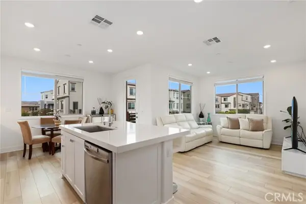 510 Bluegrass Way, Ladera Ranch, CA 92694