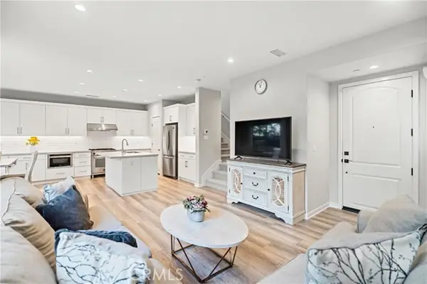 135 Messenger, Irvine, CA 92618