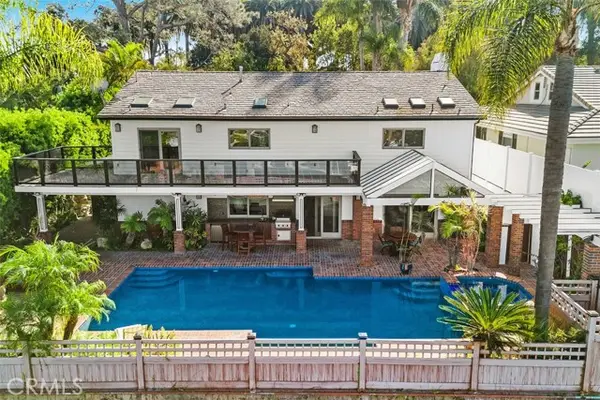 6421 Bixby Hill Road, Long Beach, CA 90815