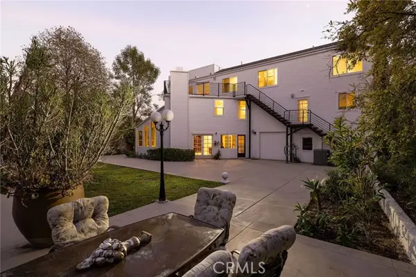 25901 Nellie Gail, Laguna Hills, CA 92653