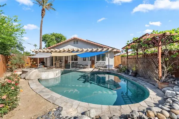 40472 Periwinkle Court, Palm Desert, CA 92260