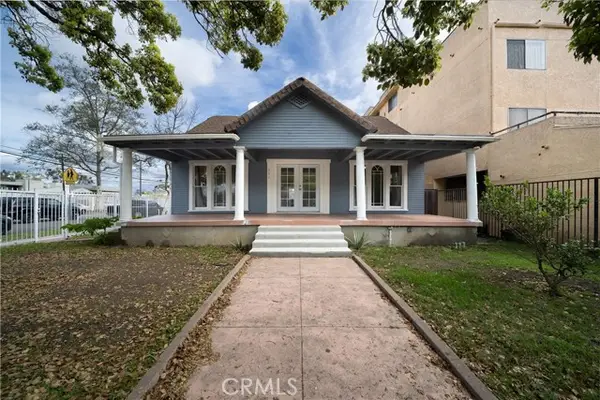 201 Orange Avenue, Santa Ana, CA 92701