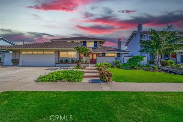 18540 Santa Cruz Circle, Fountain Valley, CA 92708 - Image #1