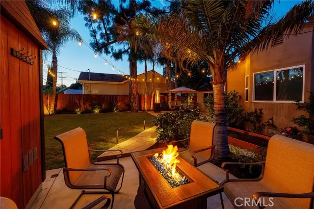 17726 Martha Street, Encino, CA 91316 - Image #2