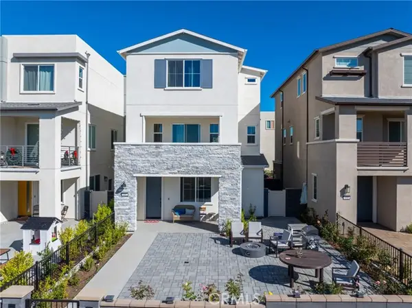 131 Ruby Rd, Ladera Ranch, CA 92694