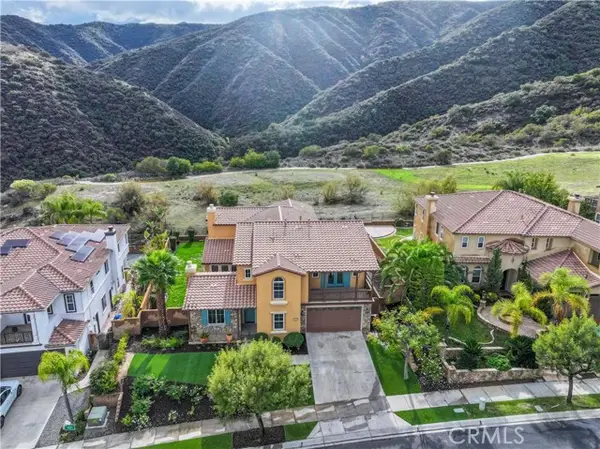 7725 Lady Banks, Corona, CA 92883