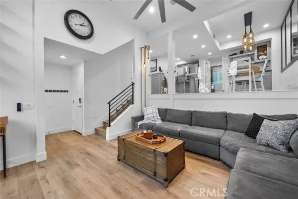 380 Wilson  #B106, Costa Mesa, CA 92627