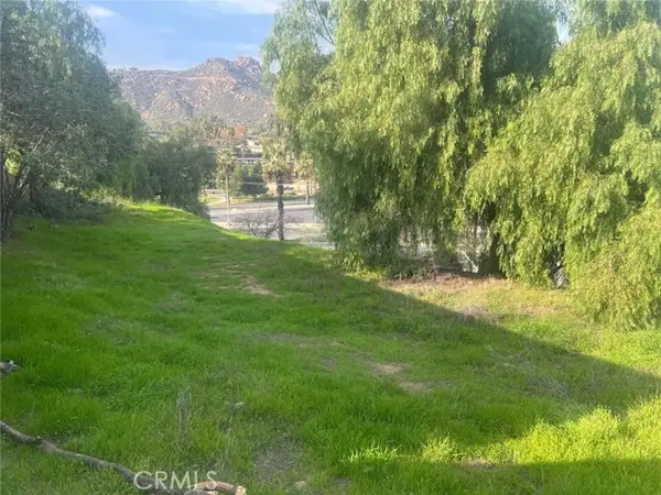 4382 Alta Vista Drive, Riverside, CA 92506