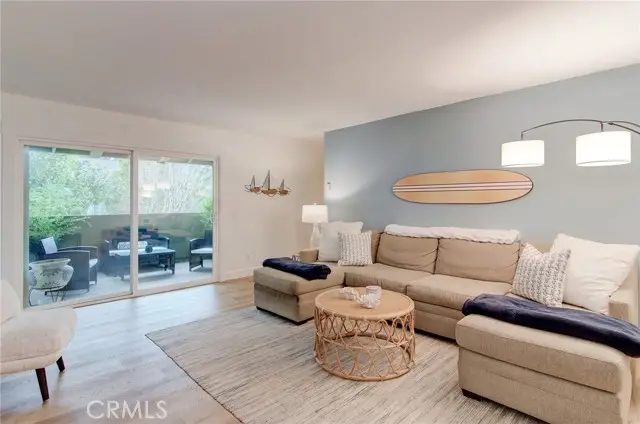 8633 Portola Court  #16H, Huntington Beach, CA 92646 - Image #3