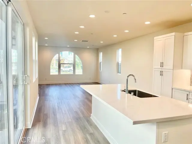 373 Nevada Avenue, San Buenaventura Ventura, CA 93004 - Image #2