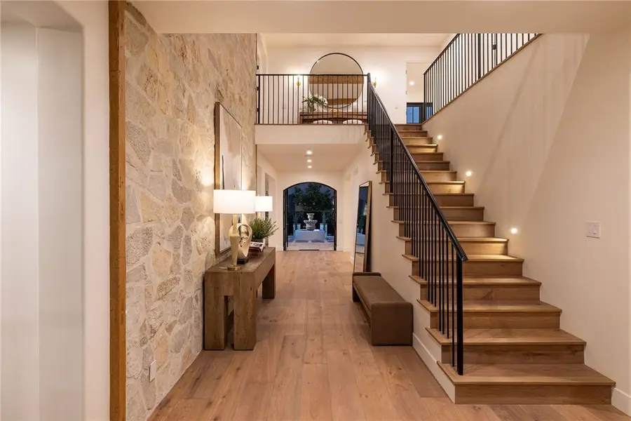 208 Via Palermo, Newport Beach, CA 92663 - #2