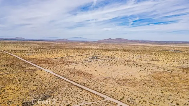 227 P Avenue, Lake Los Angeles, CA 93591 - Image #3