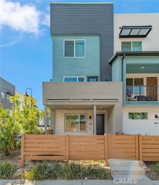 824 s harbor blvd, Santa Ana, CA 92704