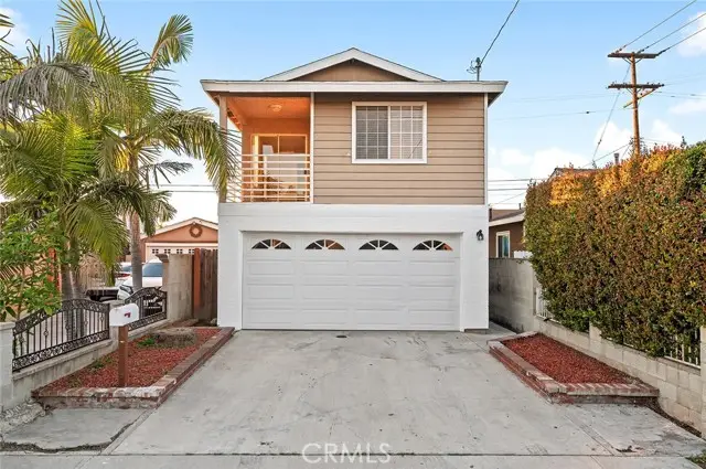 13405 Bixler Avenue, Downey, CA 90242 - Image #2