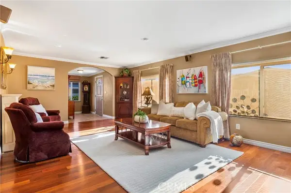 1421 Glengrove, Corona, CA 92882