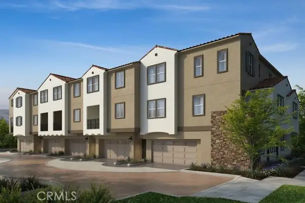 2430 Lincoln Avenue  #4, Anaheim, CA 92806