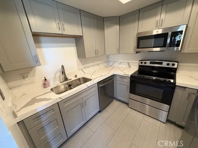 27657 Aquamarine, Mission Viejo, CA 92691 - #2