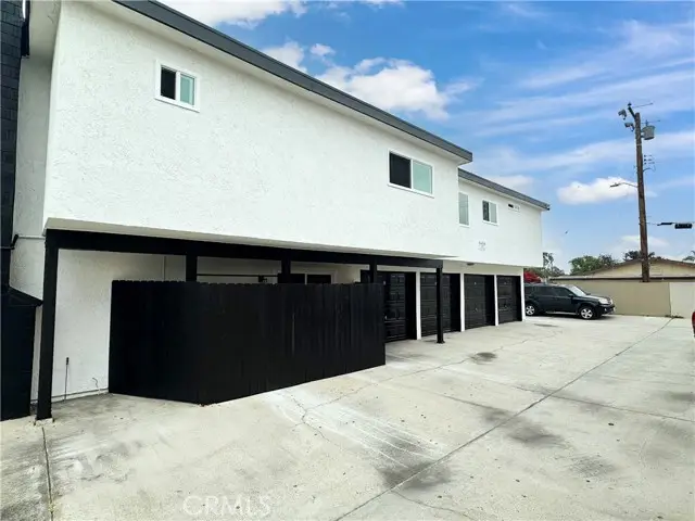 17372 Dairyview, Huntington Beach, CA 92647 - #3