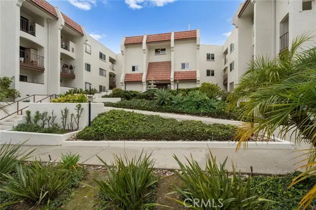 6330 Genesee  #203, San Diego, CA 92122 - Image #1