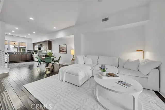 726 Rockefeller, Irvine, CA 92612 - Image #3